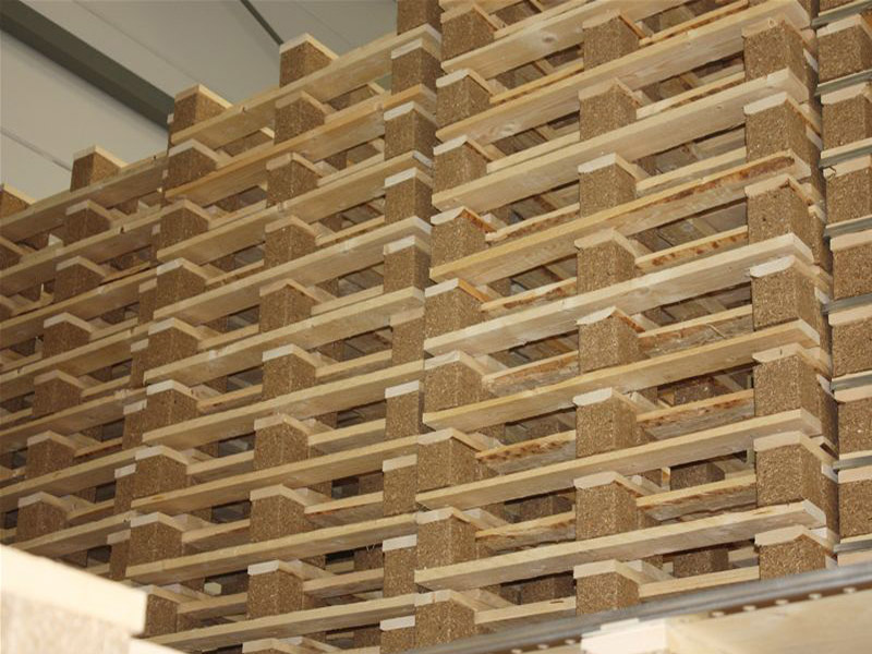 2 en 4 weg pallets 